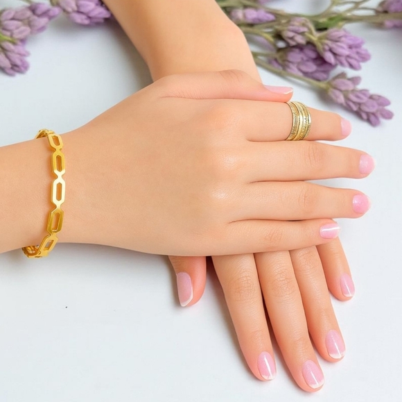 Minimalist Link Chain Bangle 18K Gold Plated Stainless Steel Modern Chic - Picture 3 of 13